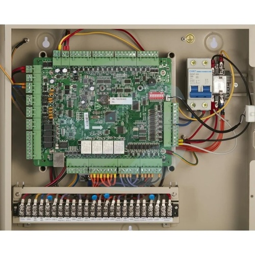 Hikvision DS-K2604T Kontroler dostępu sieciowy 4-drzwiowy, TCP/IP, do 4 czytników Wiegand i 8 czytników RS-485/OSDP, pamięć 100 000 kart / 300 000 zdarzeń, 4x przekaźnik zamka NO/NC, 4x przekaźnik alarmowy NO/NC, wejścia alarmowe, obudowa z zasilaczem 2
