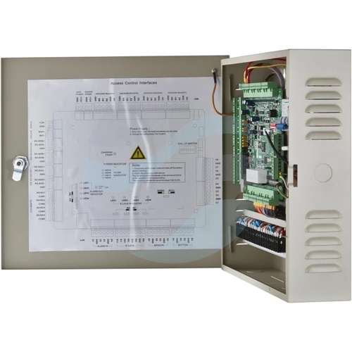 Hikvision DS-K2604T Kontroler dostępu sieciowy 4-drzwiowy, TCP/IP, do 4 czytników Wiegand i 8 czytników RS-485/OSDP, pamięć 100 000 kart / 300 000 zdarzeń, 4x przekaźnik zamka NO/NC, 4x przekaźnik alarmowy NO/NC, wejścia alarmowe, obudowa z zasilaczem 4
