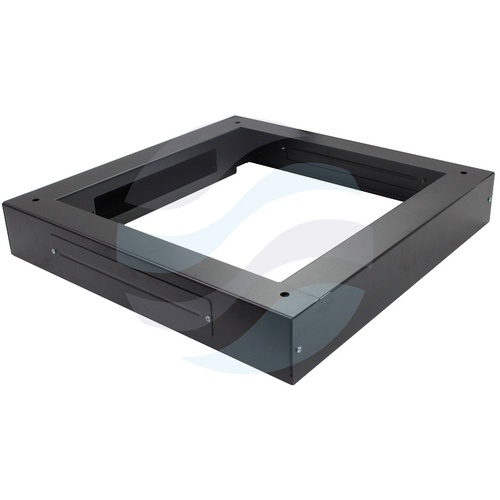 Cokół stalowy do szaf Rack 19" 600x600mm, wys. 80mm, 2x przepust kablowy, czarny 1
